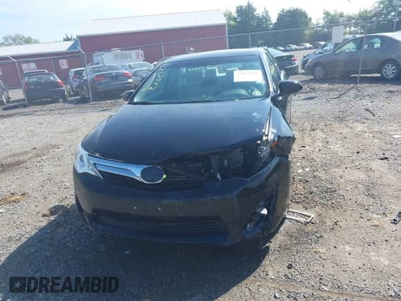 2013 Toyota Camry LE z VIN 4T1BD1FK1DU071049, wystawiony jako IAAI lot #42832003 z przebiegiem 156 477 mil mil oraz . Historia ofert i sprzedaży dostępna na DreamBid. Obrazek 12.