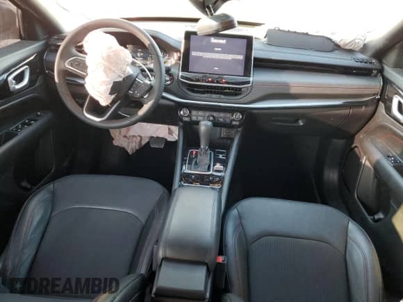 2025 Jeep Compass Trailhawk с VIN 3C4NJDDN8ST519027, выставлен на аукционе Copart как лот 87379475 с пробегом 18 829 миль миль и Чистый • Clean title. История ставок и продаж доступна на DreamBid. Изображение 8.