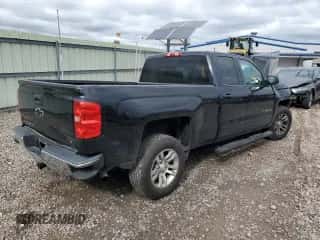 2017 Chevrolet Silverado 1500 LT z VIN 1GCVKRECXHZ171725, wystawiony jako Copart lot #82326795 z przebiegiem 132 239 mil mil oraz Szkoda całkowita • Salvage title. Historia ofert i sprzedaży dostępna na DreamBid. Obrazek 3.