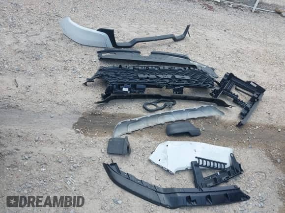 2025 Ram 1500 Rebel z VIN 1C6SRFLP9SN639467, wystawiony jako IAAI lot #42297603 z przebiegiem 2 996 mil mil oraz . Historia ofert i sprzedaży dostępna na DreamBid. Obrazek 12.