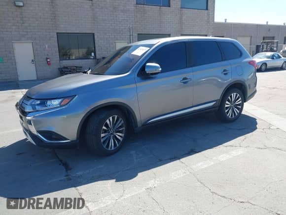 2020 Mitsubishi Outlander SE с VIN JA4AD3A35LZ048784, выставлен на аукционе IAAI как лот 42327627 с пробегом 42 516 миль миль и . История ставок и продаж доступна на DreamBid. Изображение 2.