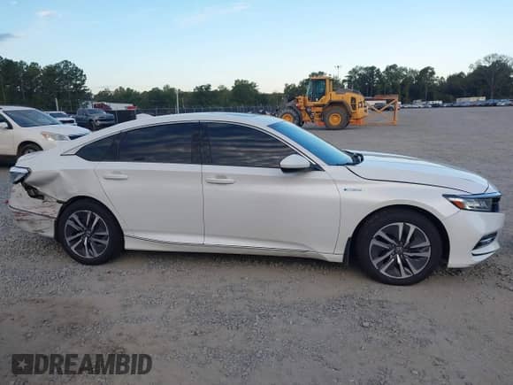2018 Honda Accord EX z VIN 1HGCV3F41JA003951, wystawiony jako IAAI lot #43423979 z przebiegiem 133 663 mil mil oraz . Historia ofert i sprzedaży dostępna na DreamBid. Obrazek 13.