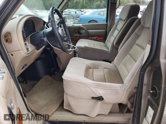 2001 Chevrolet Astro Cargo YF7 Upfitter с VIN 1GBDM19W61B157562, выставлен на аукционе Copart как лот 42945935 с пробегом 271 206 миль миль и Списание • Salvage title. История ставок и продаж доступна на DreamBid. Изображение 7.
