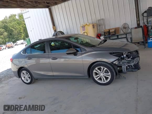 2019 Chevrolet Cruze LT с VIN 1G1BE5SM2K7133773, выставлен на аукционе IAAI как лот 43041002 с пробегом 71 161 миль миль и . История ставок и продаж доступна на DreamBid. Изображение 13.