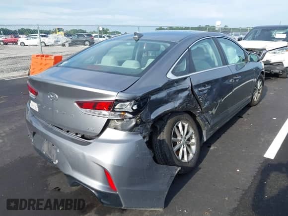 2018 Hyundai Sonata Eco с VIN 5NPE24AA5JH673790, выставлен на аукционе IAAI как лот 42994536 с пробегом 42 202 миль миль и . История ставок и продаж доступна на DreamBid. Изображение 4.