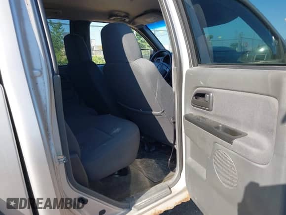 2006 Chevrolet Colorado 3LT with VIN 1GCDT136368277119, listed as a IAAI auction lot 42641939 with 264,107 mi miles and . Bid and sale history available at DreamBid. Image 8.