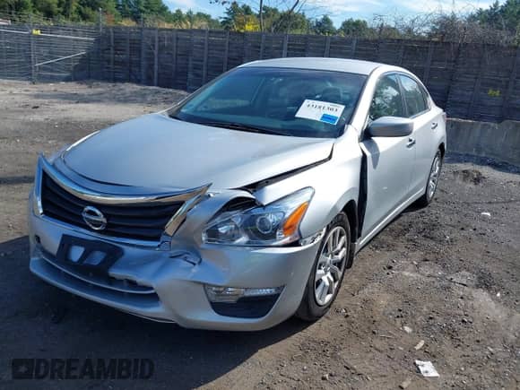 2015 Nissan Altima S with VIN 1N4AL3AP0FC461897, listed as a IAAI auction lot 43181303 with 109,125 mi miles and . Bid and sale history available at DreamBid. Image 2.