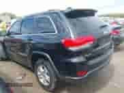 2017 Jeep Grand Cherokee Laredo z VIN 1C4RJFAG5HC808308, wystawiony jako IAAI lot #43023843 z przebiegiem 142 711 mil mil oraz . Historia ofert i sprzedaży dostępna na DreamBid. Obrazek 3.