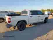 2019 Toyota Tundra SR5 с VIN 5TFEM5F1XKX137500, выставлен на аукционе Copart как лот 85751375 с пробегом 158 655 миль миль и Списание • Salvage title. История ставок и продаж доступна на DreamBid. Изображение 3.