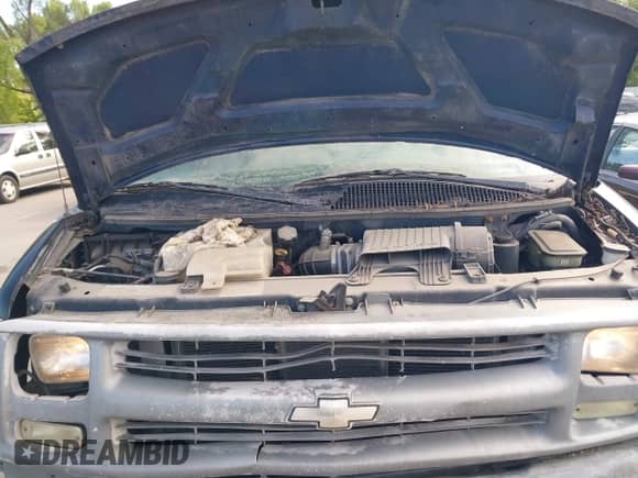 2002 Chevrolet Express с VIN 1GCHG39R321205567, выставлен на аукционе IAAI как лот 42304188 с пробегом 119 412 миль миль и . История ставок и продаж доступна на DreamBid. Изображение 10.