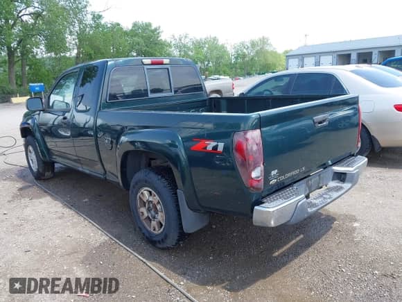 2004 Chevrolet Colorado Z71 with VIN 1GCDS198X48184364, listed as a IAAI auction lot 42260623 with 206,486 mi miles and . Bid and sale history available at DreamBid. Image 3.
