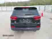 2019 Kia Sorento L with VIN 5XYPG4A38KG576667, listed as a IAAI auction lot 42135215 with 95,417 mi miles and . Bid and sale history available at DreamBid. Image 16.