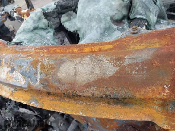 2024 Chevrolet Silverado 1500 LTZ с VIN 1GCUDGED5RZ328081, выставлен на аукционе IAAI как лот 42977076 с пробегом Не указан миль и . История ставок и продаж доступна на DreamBid. Изображение 9.