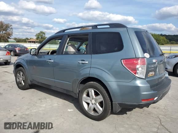 2010 Subaru Forester X Premium z VIN JF2SH6CC1AH739683, wystawiony jako Copart lot #86209925 z przebiegiem 101 924 mil mil oraz Szkoda całkowita • Salvage title. Historia ofert i sprzedaży dostępna na DreamBid. Obrazek 2.