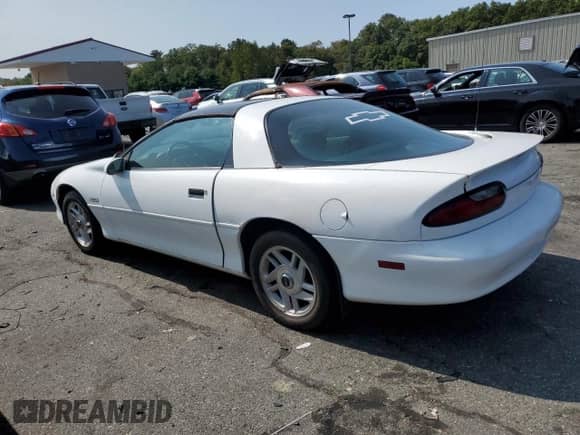 1995 Chevrolet Camaro Z28 z VIN 2G1FP22P7S2167915, wystawiony jako Copart lot #70885014 z przebiegiem 465 881 mil mil oraz Czysty tytuł • Clean title. Historia ofert i sprzedaży dostępna na DreamBid. Obrazek 2.