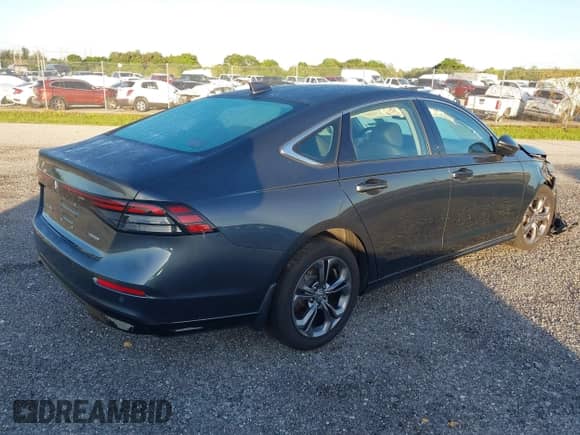 2024 Honda Accord EX-L z VIN 1HGCY2F68RA027842, wystawiony jako IAAI lot #42389747 z przebiegiem 22 084 mil mil oraz . Historia ofert i sprzedaży dostępna na DreamBid. Obrazek 4.