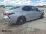 2022 Toyota Camry SE z VIN 4T1T11AK9NU638100, wystawiony jako Copart lot #86162685 z przebiegiem 73 268 mil mil oraz Szkoda całkowita • Salvage title. Historia ofert i sprzedaży dostępna na DreamBid. Obrazek 3.