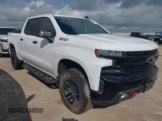 2020 Chevrolet Silverado 1500 LT Trail Boss z VIN 3GCPYFED0LG103778, wystawiony jako IAAI lot #42717809 z przebiegiem 105 422 mil mil oraz . Historia ofert i sprzedaży dostępna na DreamBid. Obrazek 1.