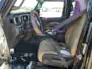 2023 Jeep Wrangler Sport с VIN 1C4HJXDN3PW603272, выставлен на аукционе Copart как лот 65696695 с пробегом 25 218 миль миль и Списание • Salvage title. История ставок и продаж доступна на DreamBid. Изображение 7.