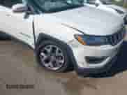 2019 Jeep Compass Limited with VIN 3C4NJDCB5KT827375, listed as a IAAI auction lot 43354393 with 122,355 mi miles and . Bid and sale history available at DreamBid. Image 6.