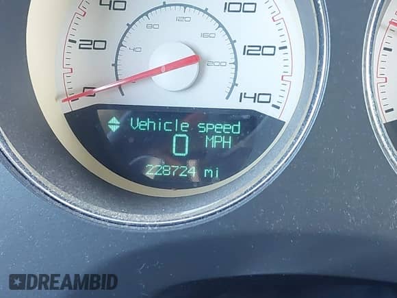 2012 Dodge Challenger SXT z VIN 2C3CDYAG2CH239064, wystawiony jako IAAI lot #43456376 z przebiegiem 228 724 mil mil oraz . Historia ofert i sprzedaży dostępna na DreamBid. Obrazek 16.