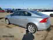 2013 Volvo S60 T6 R-Design Platinum с VIN YV1902FH4D2177249, выставлен на аукционе Copart как лот 71166385 с пробегом 149 002 миль миль и Чистый • Clean title. История ставок и продаж доступна на DreamBid. Изображение 2.
