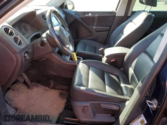 2012 Volkswagen Tiguan S с VIN WVGCV7AX2CW534360, выставлен на аукционе Copart как лот 87275795 с пробегом 244 440 миль миль и Чистый • Clean title. История ставок и продаж доступна на DreamBid. Изображение 7.