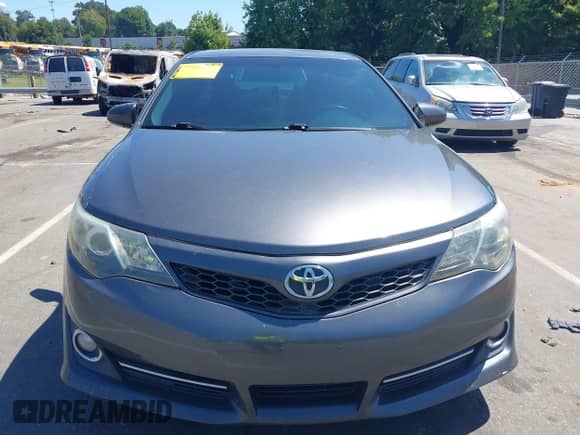 2014 Toyota Camry L z VIN 4T1BF1FK6EU438331, wystawiony jako IAAI lot #43094734 z przebiegiem 190 848 mil mil oraz . Historia ofert i sprzedaży dostępna na DreamBid. Obrazek 12.