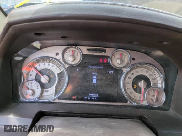 2014 Ram 1500 Longhorn z VIN 1C6RR7PT0ES370261, wystawiony jako Copart lot #55778315 z przebiegiem 109 970 mil mil oraz Szkoda całkowita • Salvage title. Historia ofert i sprzedaży dostępna na DreamBid. Obrazek 9.