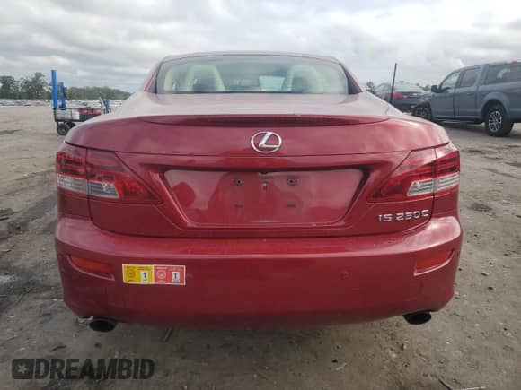 2013 Lexus IS 250 C z VIN JTHFF2C28D2528296, wystawiony jako Copart lot #71704685 z przebiegiem 102 385 mil mil oraz Szkoda całkowita • Salvage title. Historia ofert i sprzedaży dostępna na DreamBid. Obrazek 6.