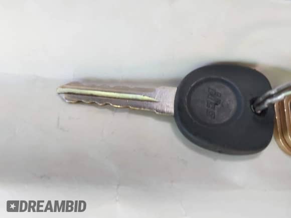 2008 Chevrolet Express Cargo z VIN 1GCGG25C281173498, wystawiony jako IAAI lot #43483154 z przebiegiem 232 434 mil mil oraz . Historia ofert i sprzedaży dostępna na DreamBid. Obrazek 11.