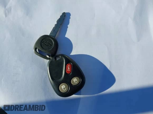 2002 Chevrolet TrailBlazer LS z VIN 1GNDT13S722423460, wystawiony jako IAAI lot #41401201 z przebiegiem 203 385 mil mil oraz . Historia ofert i sprzedaży dostępna na DreamBid. Obrazek 11.