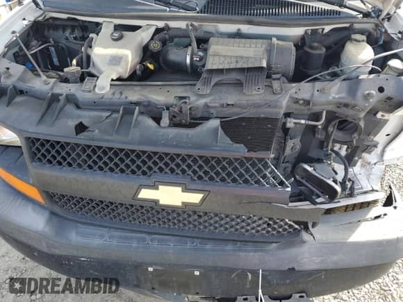 2011 Chevrolet Express Cargo с VIN 1GCSGAFX1B1142157, выставлен на аукционе Copart как лот 45714195 с пробегом 209 939 миль миль и Списание • Salvage title. История ставок и продаж доступна на DreamBid. Изображение 12.