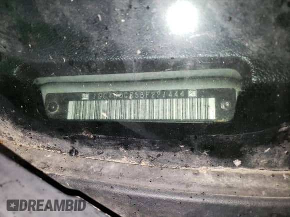 2011 Chevrolet Silverado 3500HD SRW LT z VIN 1GC4K0C83BF221444, wystawiony jako Copart lot #65460995 z przebiegiem 168 217 mil mil oraz Czysty tytuł • Clean title. Historia ofert i sprzedaży dostępna na DreamBid. Obrazek 12.