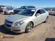 2012 Chevrolet Malibu 1LT с VIN 1G1ZC5E09CF304877, выставлен на аукционе IAAI как лот 43449707 с пробегом 317 404 миль миль и . История ставок и продаж доступна на DreamBid. Изображение 2.