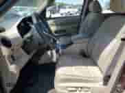 2010 Honda Pilot EX z VIN 5FNYF4H40AB018758, wystawiony jako Copart lot #68624085 z przebiegiem 223 466 mil mil oraz Czysty tytuł • Clean title. Historia ofert i sprzedaży dostępna na DreamBid. Obrazek 7.