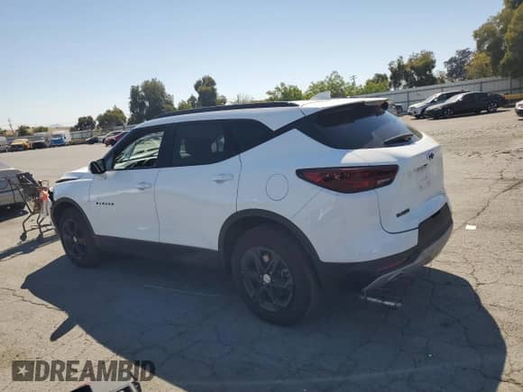 2024 Chevrolet Blazer LT z VIN 3GNKBDR45RS197857, wystawiony jako Copart lot #81234505 z przebiegiem 18 087 mil mil oraz Szkoda całkowita • Salvage title. Historia ofert i sprzedaży dostępna na DreamBid. Obrazek 2.