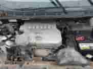 2010 Toyota Sienna CE z VIN 5TDKK4CCXAS303057, wystawiony jako IAAI lot #43411711 z przebiegiem 153 537 mil mil oraz . Historia ofert i sprzedaży dostępna na DreamBid. Obrazek 10.