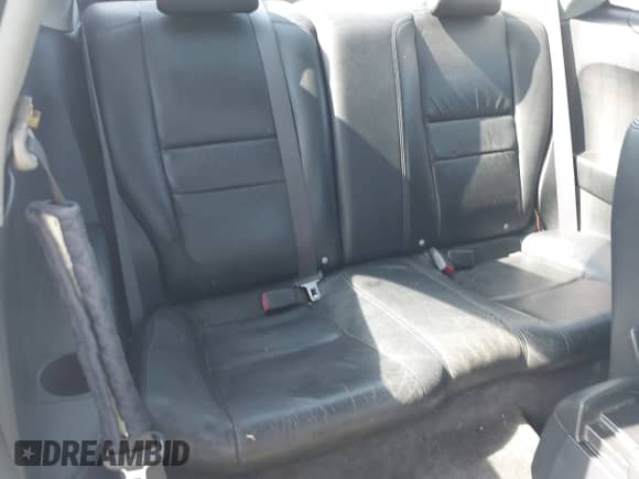 2003 Honda Accord EX с VIN 1HGCM82603A033565, выставлен на аукционе IAAI как лот 43095157 с пробегом 191 581 миль миль и . История ставок и продаж доступна на DreamBid. Изображение 8.