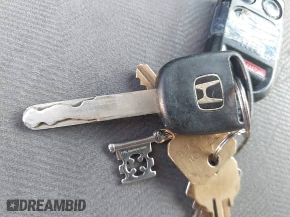 2008 Honda Odyssey EX z VIN 5FNRL38488B053646, wystawiony jako IAAI lot #43255660 z przebiegiem 142 015 mil mil oraz . Historia ofert i sprzedaży dostępna na DreamBid. Obrazek 11.