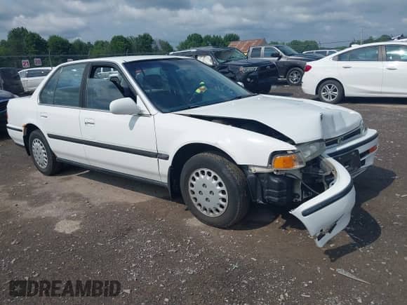 1992 Honda Accord with VIN 1HGCB765XNA045324, listed as a IAAI auction lot 42646903 with 160,096 mi miles and . Bid and sale history available at DreamBid. Image 1.
