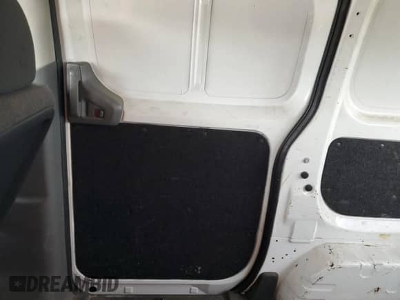 2015 Chevrolet City Express Cargo LT с VIN 3N63M0ZN4FK726510, выставлен на аукционе Copart как лот 70640195 с пробегом 191 176 миль миль и Списание • Salvage title. История ставок и продаж доступна на DreamBid. Изображение 11.