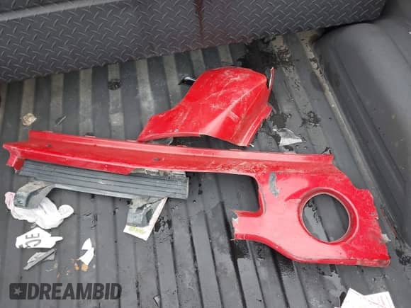 2005 GMC Sierra 1500 SLE с VIN 2GTEK13T251266515, выставлен на аукционе IAAI как лот 43338430 с пробегом 228 454 миль миль и . История ставок и продаж доступна на DreamBid. Изображение 12.