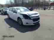 2015 Chevrolet Malibu LS z VIN 1G11A5SL1FF226133, wystawiony jako IAAI lot #41917297 z przebiegiem 89 484 mil mil oraz . Historia ofert i sprzedaży dostępna na DreamBid. Obrazek 1.