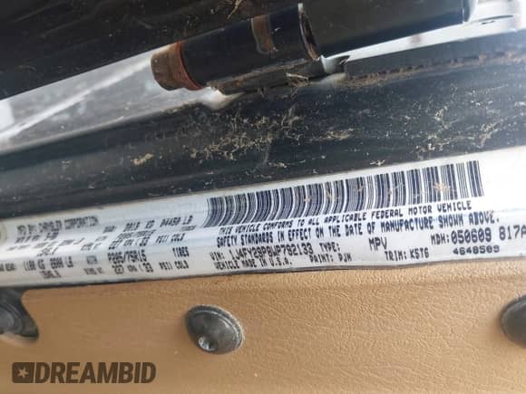 1998 Jeep Wrangler SE z VIN 1J4FY29P8WP792133, wystawiony jako IAAI lot #42149297 z przebiegiem 106 912 mil mil oraz . Historia ofert i sprzedaży dostępna na DreamBid. Obrazek 9.