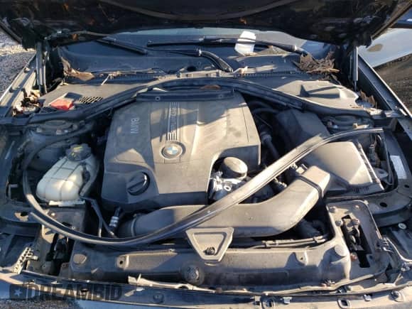 2015 BMW 3 Series 335i Gran Turismo xDrive z VIN WBA3X9C53FD868707, wystawiony jako Copart lot #42108665 z przebiegiem 156 128 mil mil oraz Szkoda całkowita • Salvage title. Historia ofert i sprzedaży dostępna na DreamBid. Obrazek 11.