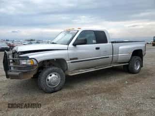 2002 Dodge 3500 с VIN 3B7MF33C62M221710, выставлен на аукционе Copart как лот 63832994 с пробегом 301 153 миль миль и Чистый • Clean title. История ставок и продаж доступна на DreamBid. Изображение 1.