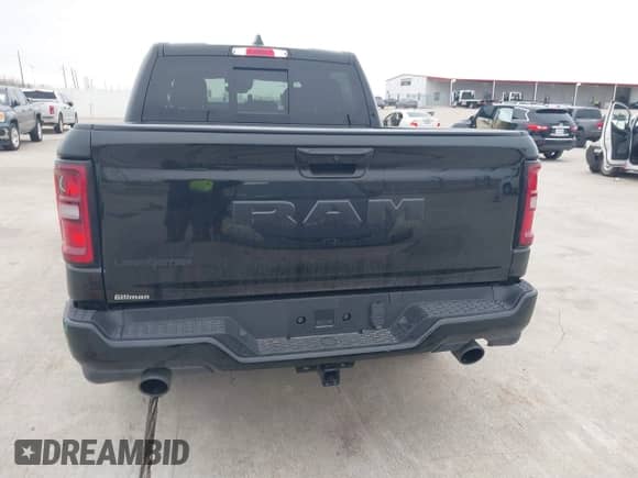 2025 Ram 1500 Big Horn z VIN 1C6RREFP3SN634401, wystawiony jako IAAI lot #41434346 z przebiegiem 4 226 mil mil oraz . Historia ofert i sprzedaży dostępna na DreamBid. Obrazek 16.