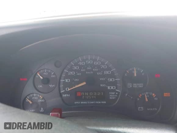 2001 Chevrolet Express z VIN 1GNFG15W211209316, wystawiony jako IAAI lot #42684545 z przebiegiem 212 544 mil mil oraz . Historia ofert i sprzedaży dostępna na DreamBid. Obrazek 7.