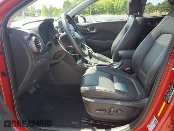 2021 Hyundai Kona Limited z VIN KM8K3CA57MU741073, wystawiony jako Copart lot #60218055 z przebiegiem 41 101 mil mil oraz Szkoda całkowita • Salvage title. Historia ofert i sprzedaży dostępna na DreamBid. Obrazek 7.